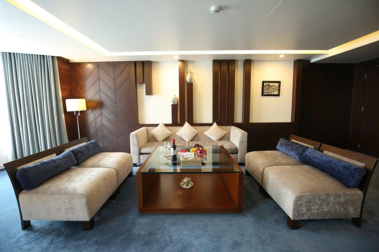 Central Luxury Ha Long Hotel Kültér fotó